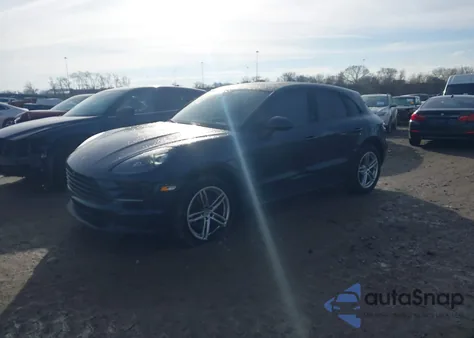 2019 Porsche Macan z USA, uszkodzony, nr VIN WP1AA2A57KLB08252